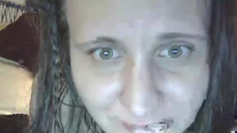 berlindd online show from April 4, 8:57 am