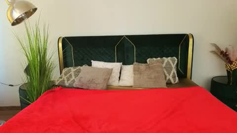 Violette online show from March 20, 8:08 am