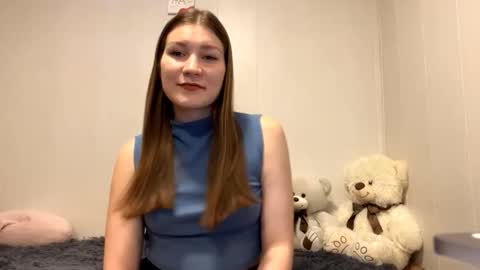 Mia online show from January 16, 3:52 pm