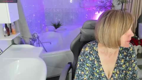Betty online show from May 18, 4:07 am