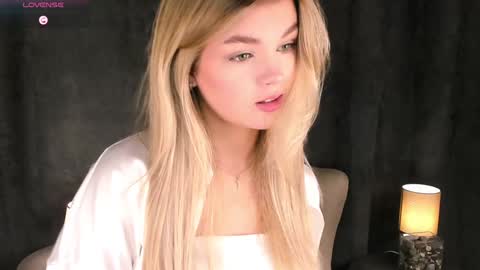 Maddie online show from February 5, 3:31 pm