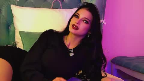 Beverly online show from December 21, 7:56 am