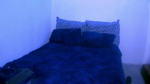 bianca ebony online show from April 11, 6:30 am