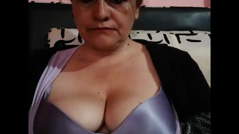 biancasteel online show from February 15, 5:23 pm