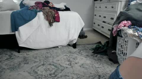 bigb00tijudy online show from October 12, 3:36 pm