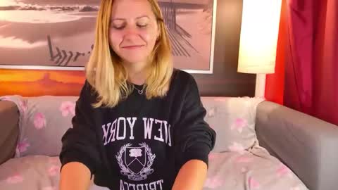 BigBoobsArri online show from October 10, 9:36 am