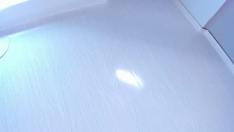   online show from February 3, 10:09 am