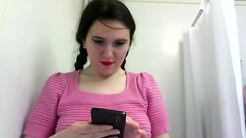 Isabella online show from March 7, 4:02 am