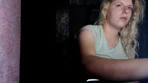 bigtitslala online show from October 22, 9:09 pm