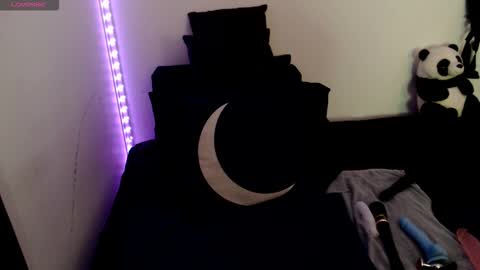 Nichole lights online show from October 30, 9:05 pm