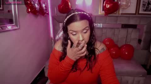 Live 1000pm 600am COLOMBIAN HOUR online show from February 15, 4:14 am