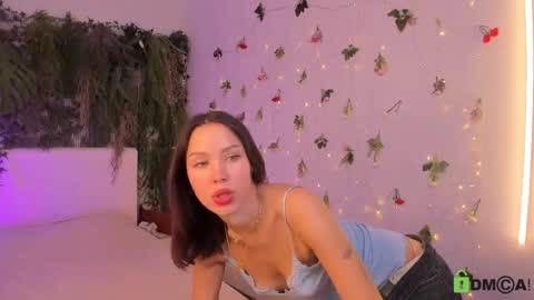 Jenny online show from May 14, 9:26 am