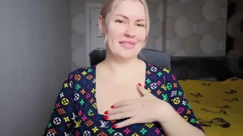 blackeyes11 online show from April 16, 3:51 am