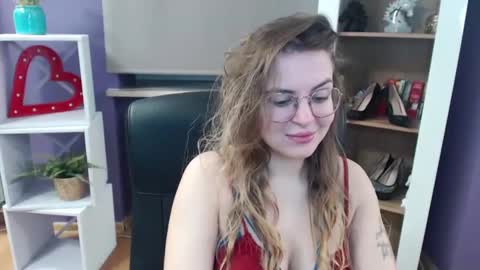 Z O E Y online show from February 27, 5:34 am