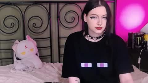 blacky_tea online show from November 15, 11:28 pm