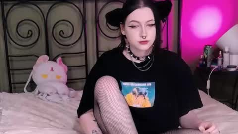 blacky_tea online show from October 6, 6:23 pm