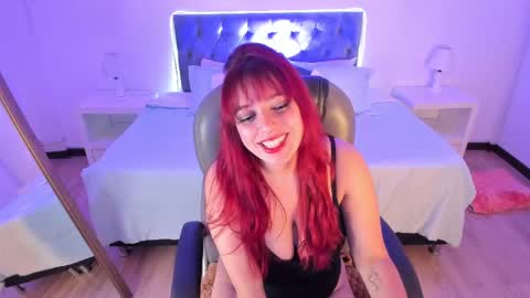 blair_red_ online show from October 6, 12:22 pm