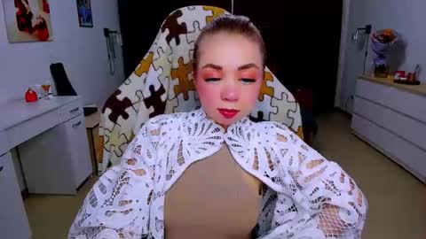 Nicole online show from February 11, 4:55 am