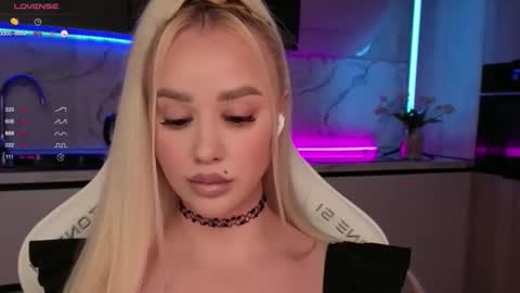 Lana online show from September 23, 11:52 am