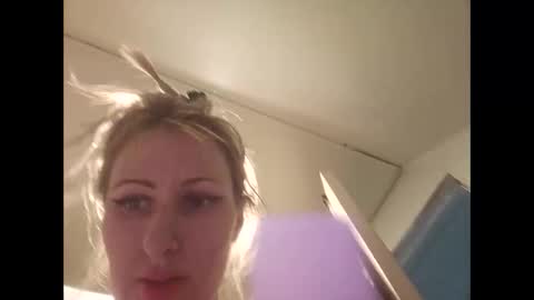 Gia  online show from January 2, 6:12 pm