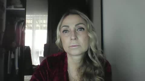 Iren online show from November 12, 10:13 am