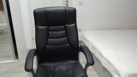 Juliet online show from October 2, 4:34 pm