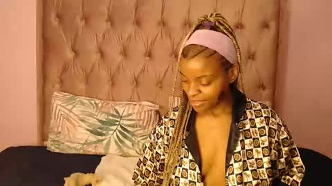 Tee online show from March 10, 5:43 am