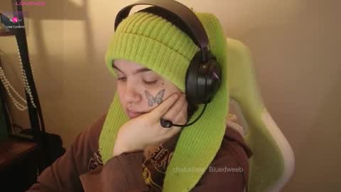 Blue online show from February 14, 6:04 am