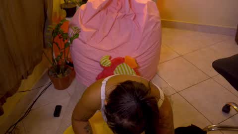 FLORAA online show from October 21, 10:30 am