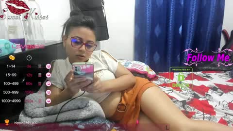 bonnie lam  hello welcome to my room I hope you have fun and you can reach your maximum pleasure here with me online show from January 28, 2:32 am