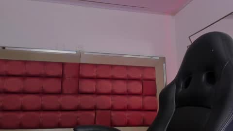   online show from February 17, 11:34 am