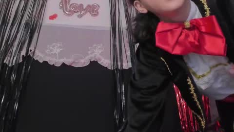   online show from February 14, 11:53 am