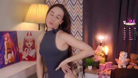 Emma online show from November 7, 1:11 am