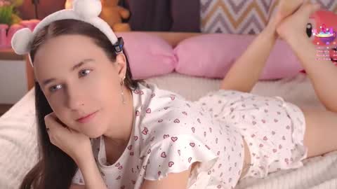 Emma online show from October 27, 1:12 am