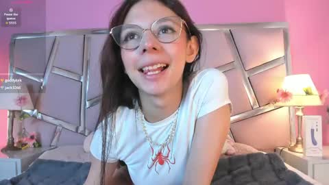 Bonnie  online show from May 14, 1:50 pm