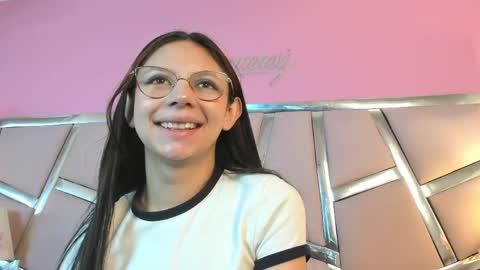 Bonnie  online show from May 28, 1:31 pm