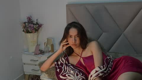 Bonnie  online show from May 16, 5:21 am