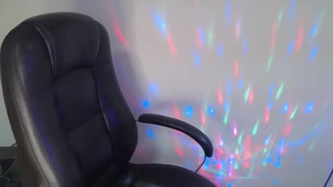 Bonnie online show from October 11, 10:20 am