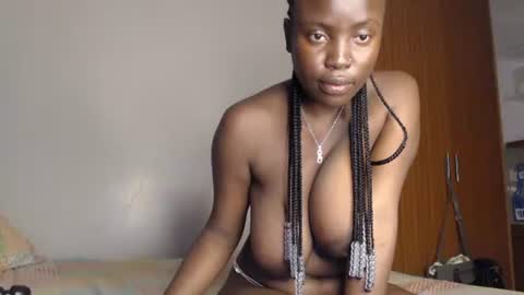 boobies_queen98 online show from September 10, 6:35 am