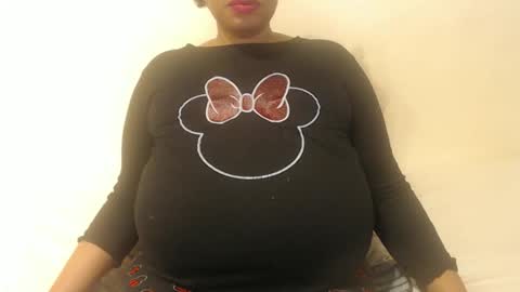 boobyqueen online show from October 2, 4:06 am