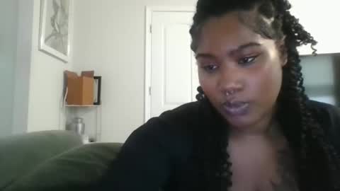 boooohoooobaby online show from February 20, 6:42 pm