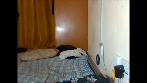 sandrah online show from January 31, 2:37 am