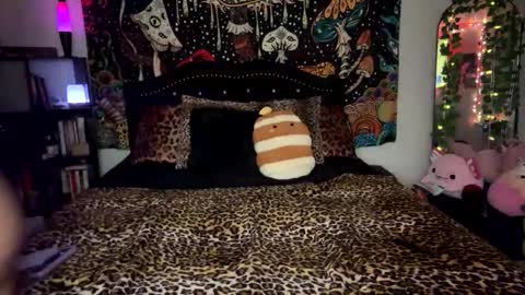 Puddin online show from February 15, 5:09 am