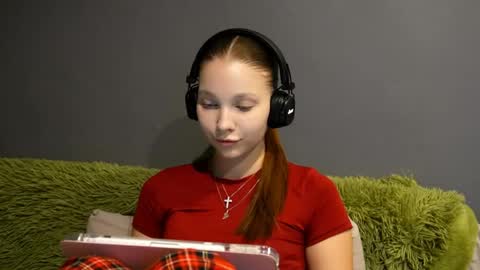 Alice online show from January 16, 3:08 pm