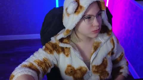 Belle  online show from February 24, 2:06 am