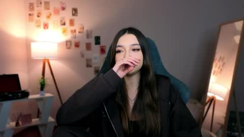 Rachel online show from February 22, 7:26 pm