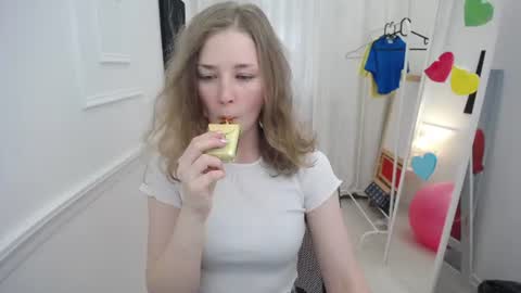 Bree online show from July 3, 11:05 am