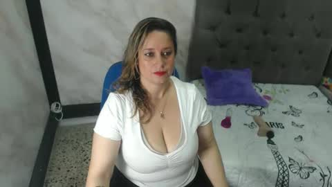 brenda_bigtitis online show from September 15, 7:10 pm