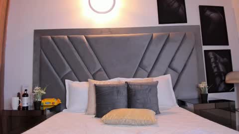 Brenda online show from September 30, 9:41 pm