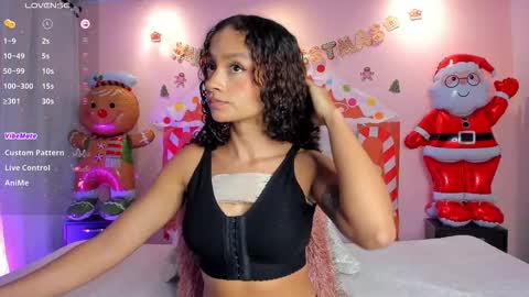 BRIANA online show from December 15, 6:35 pm